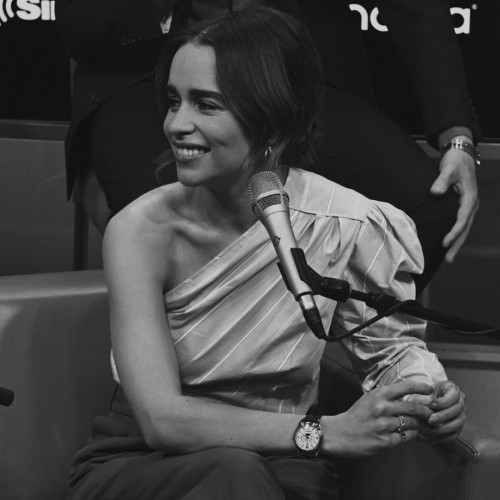 Emilia-Clarke-49480.jpg