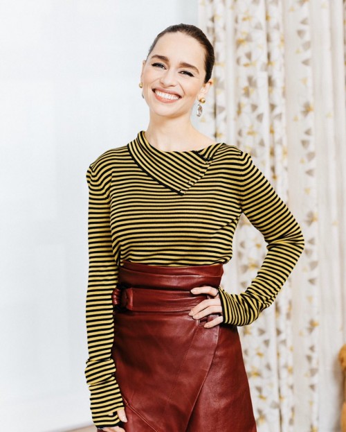 Emilia-Clarke-49487aa711211efaf0d43.jpg