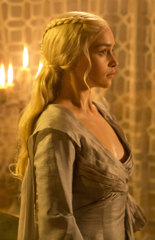 Emilia-Clarke-49492.png
