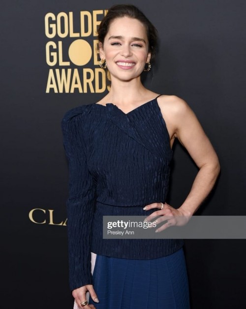 Emilia-Clarke-495004d8007690998b1ec.jpg