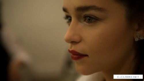 Emilia-Clarke-49525f64b300aa2a0bf42.jpg