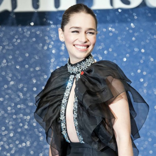 Emilia-Clarke-50072.jpg