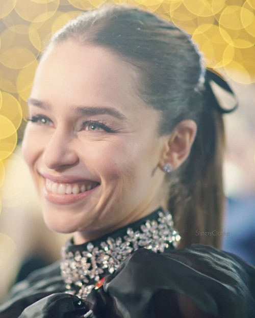 Emilia-Clarke-50142.jpg