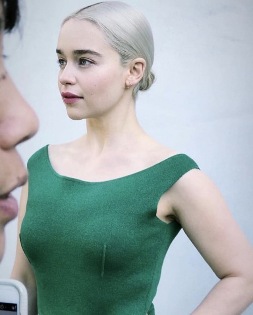 Emilia-Clarke-50263.jpg