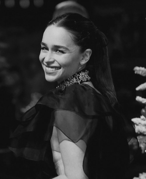 Emilia-Clarke-50583.jpg