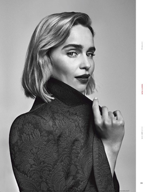 Emilia-Clarke-5067406ec30b0edb14266.jpg