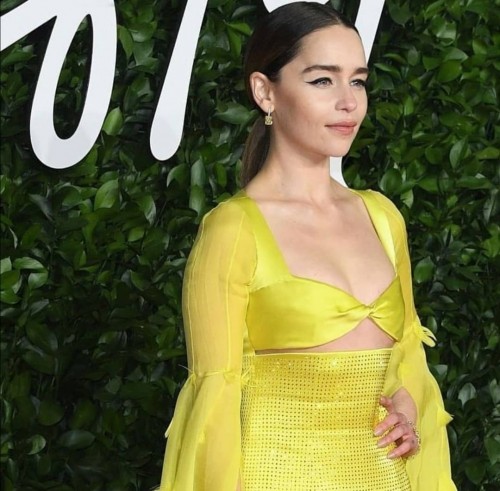 Emilia-Clarke-51021.jpg