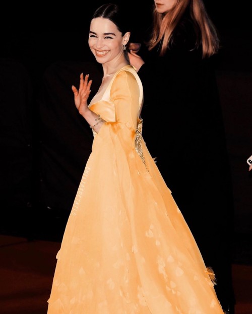 Emilia-Clarke-51058.jpg