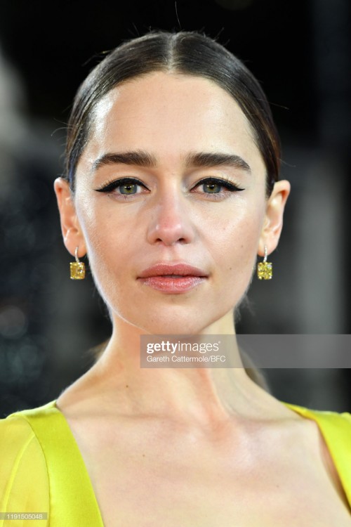 Emilia-Clarke-51107.jpg