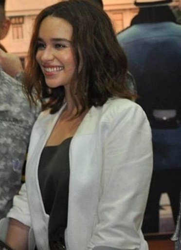 Emilia-Clarke-51832.jpg