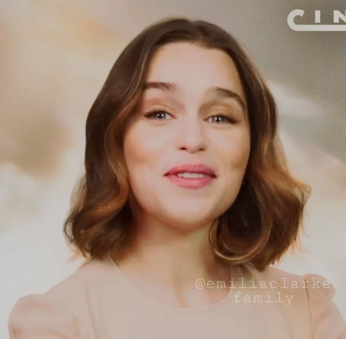 Emilia-Clarke-51946.jpg