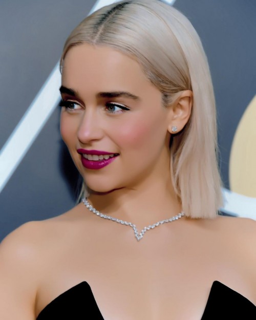 Emilia-Clarke-51976.jpg