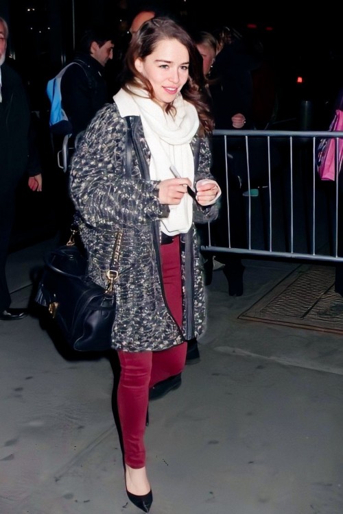 Emilia-Clarke-52025.jpg