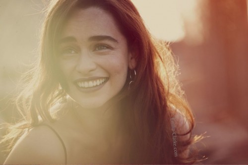 Emilia-Clarke-52045.jpg