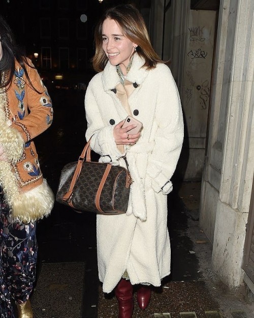 Emilia-Clarke-52092.jpg