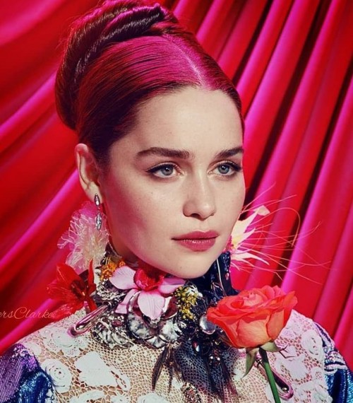 Emilia-Clarke-52114.jpg