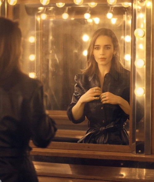 Emilia-Clarke-52120.jpg
