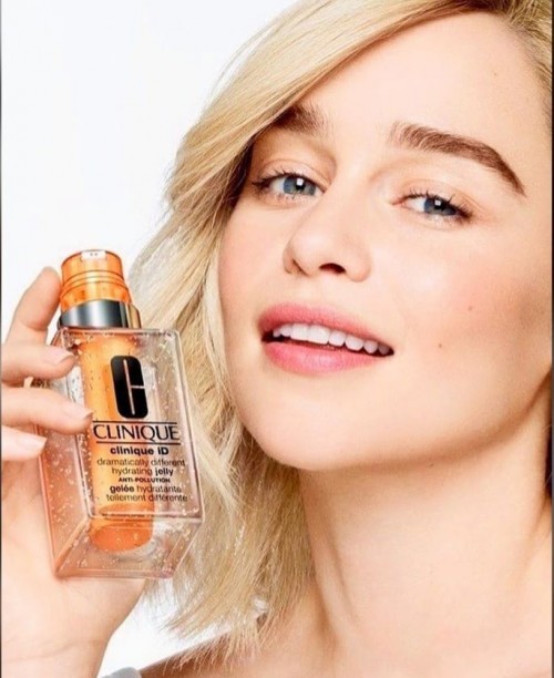 Emilia-Clarke-521656bf75427e5ee380f.jpg