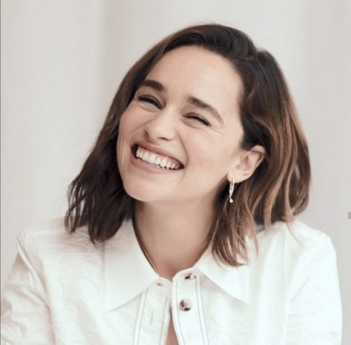Emilia-Clarke-52184426d66cc5c73f5b6.jpg