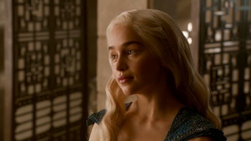Emilia-Clarke-52194.jpg