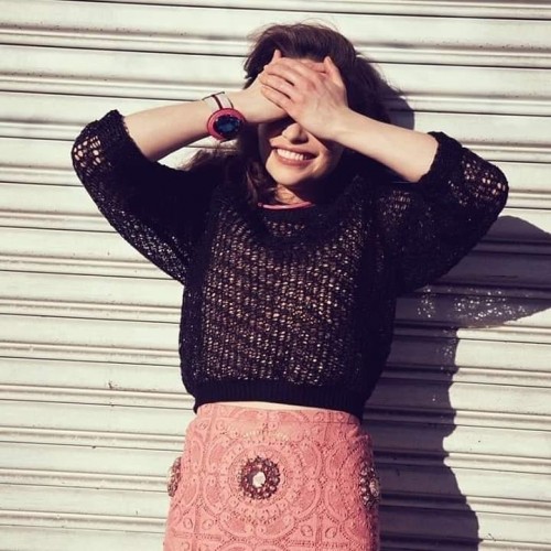 Emilia-Clarke-52194c90eb225fd9e7d16.jpg