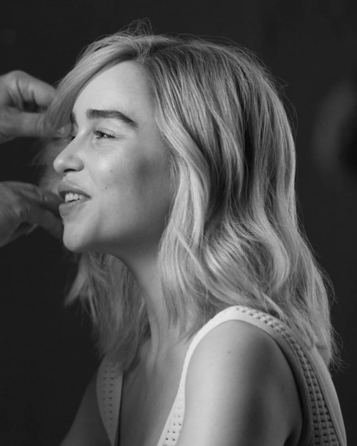 Emilia-Clarke-52196.jpg