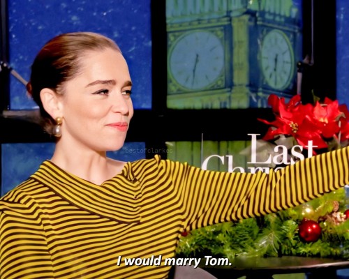 Emilia-Clarke-522199a448df3f3a28498.jpg