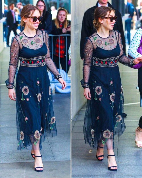 Emilia-Clarke-52313.jpg