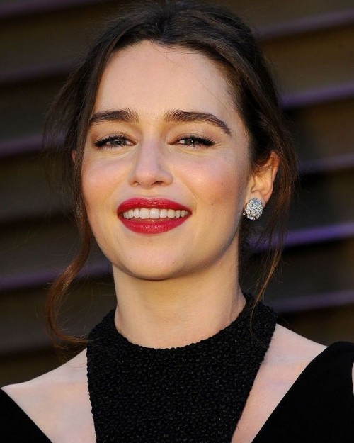 Emilia-Clarke-52338.jpg