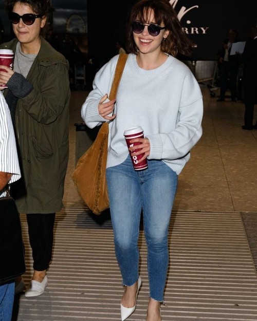 Emilia-Clarke-52340.jpg