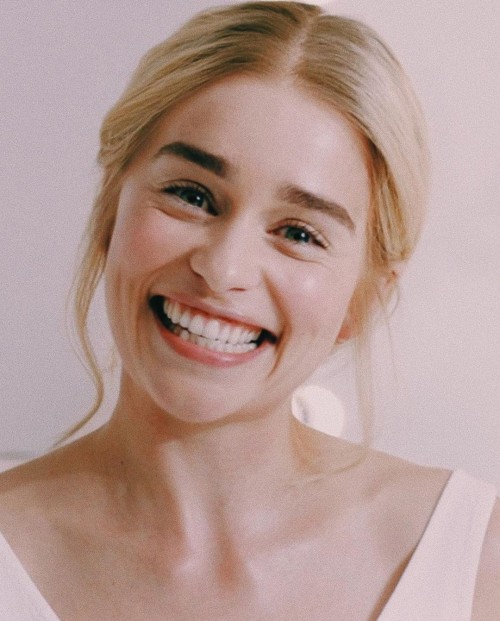 Emilia Clarke (52619)