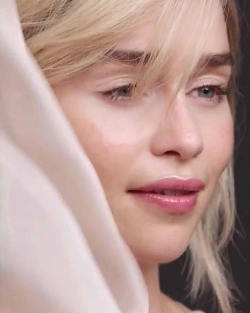 Emilia Clarke (52885)