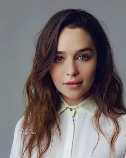 Emilia-Clarke-52944.jpg