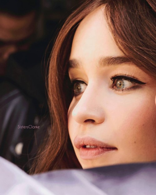 Emilia-Clarke-53040ced0a0c6ad586006.jpg