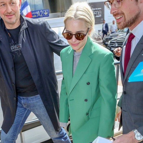 Emilia-Clarke-530744feece1e4a5c3d61.jpg