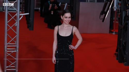 Emilia-Clarke-530751f70f338a41d5226.jpg