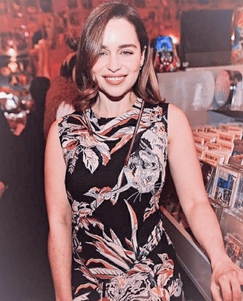 Emilia-Clarke-53078.jpg