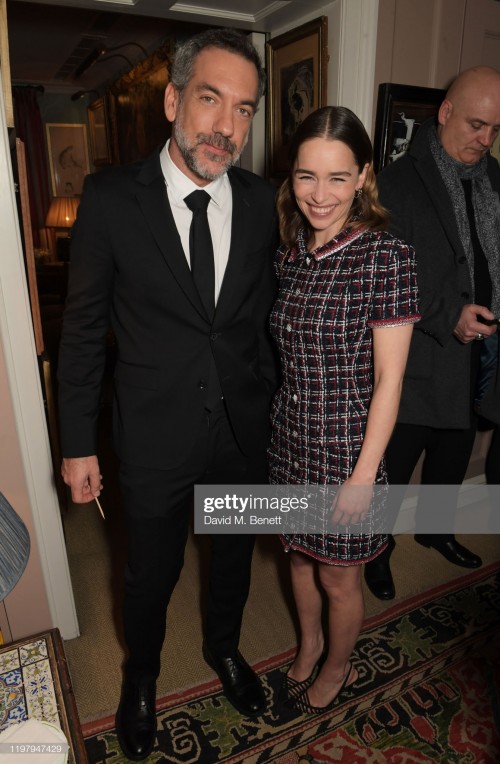 Emilia-Clarke-53085f76c567f1c93ec66.jpg