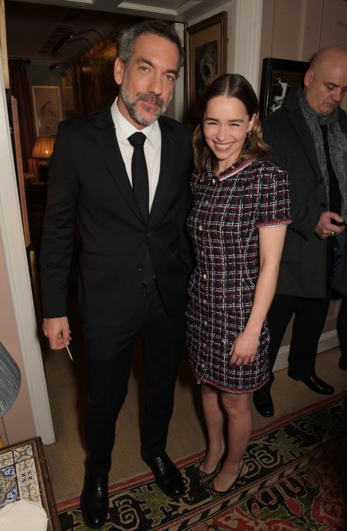 Emilia-Clarke-53092b4bdd74c1412ea67.jpg