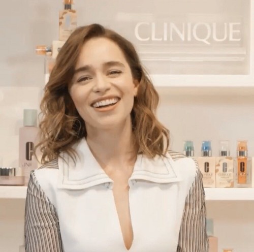 Emilia-Clarke-53137fa54b2e725ad34c2.jpg