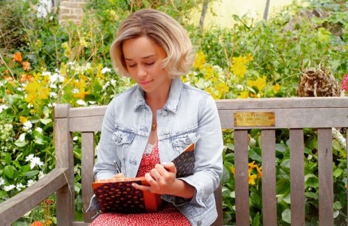 Emilia-Clarke-53140379e7022b2831796.jpg
