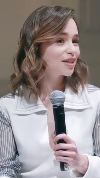 Emilia-Clarke-53153.jpg