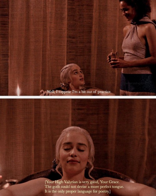 Emilia-Clarke-53163.jpg