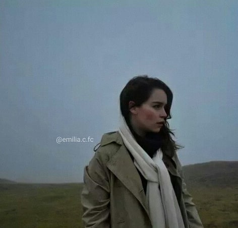 Emilia-Clarke-53195.jpg