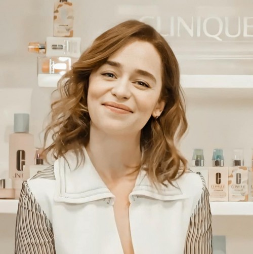 Emilia Clarke (53211)