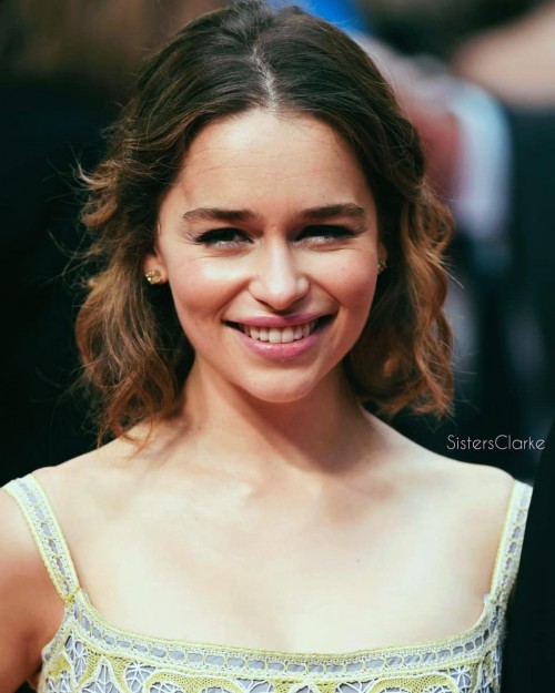 Emilia-Clarke-53990.jpg