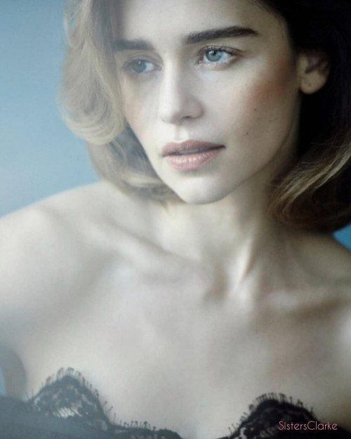 Emilia-Clarke-53998.jpg