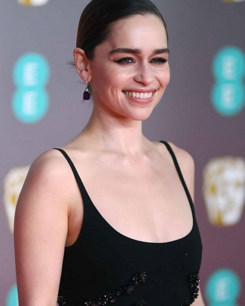 Emilia-Clarke-54035.jpg