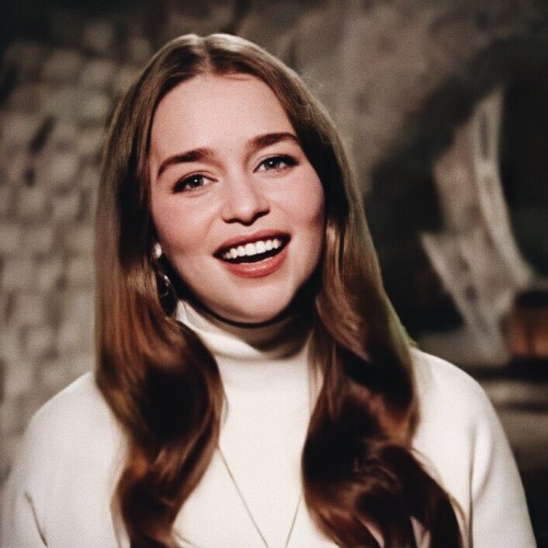 Emilia Clarke (54530)