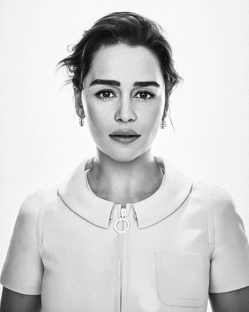 Emilia-Clarke-54532.jpg